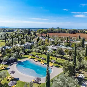 https://toscana-biovillage.it-tuscanyhotel.com